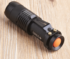 Portable Zoom Waterproof CREE Led Flashlight